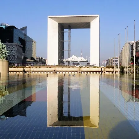 Le Theatre Hotel 3*