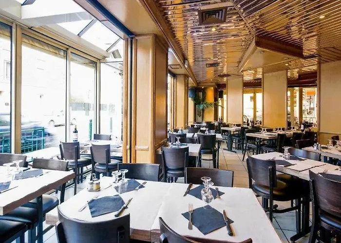 Le Theatre Hotel